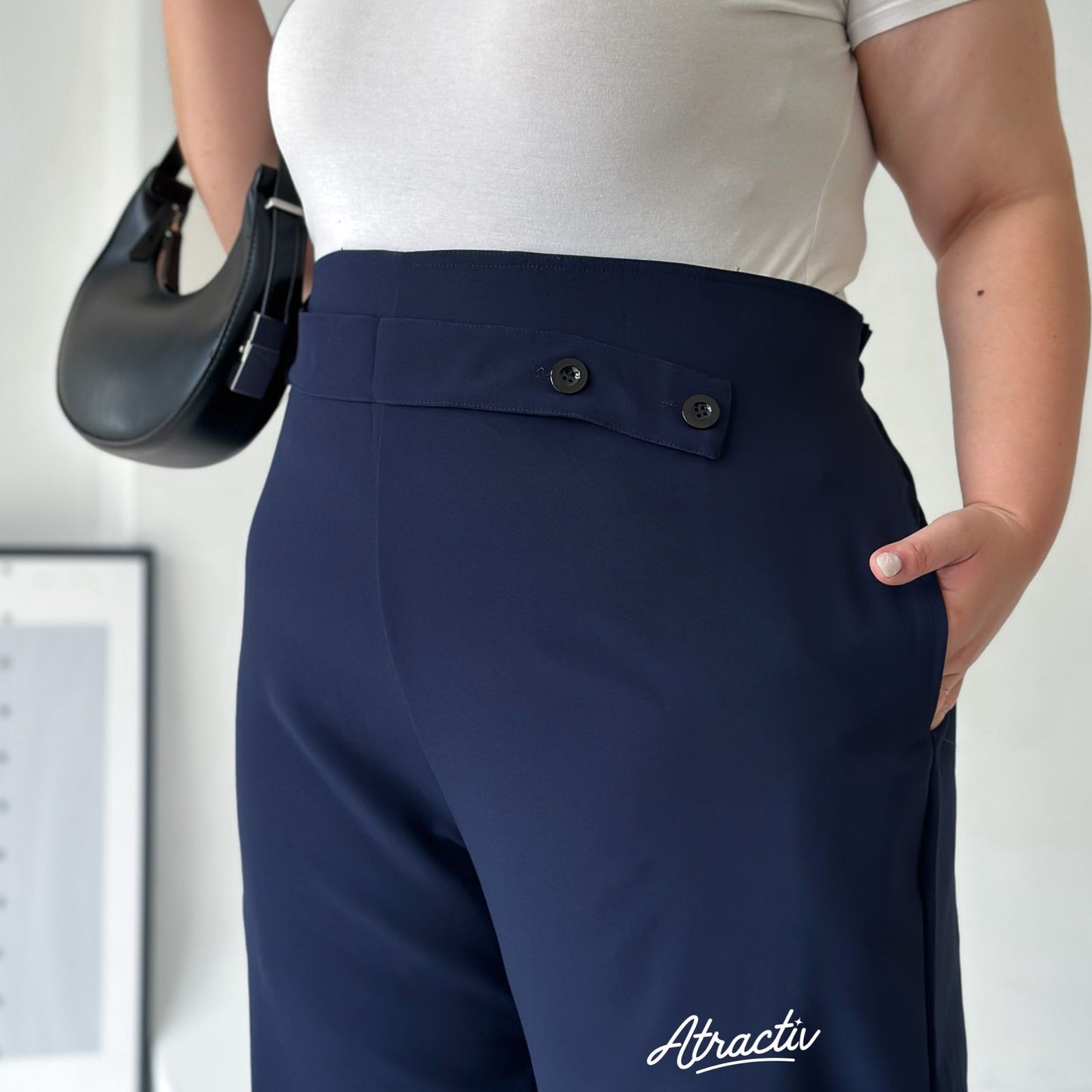 Celana Highwaist Valerie Navy ATRACTIV