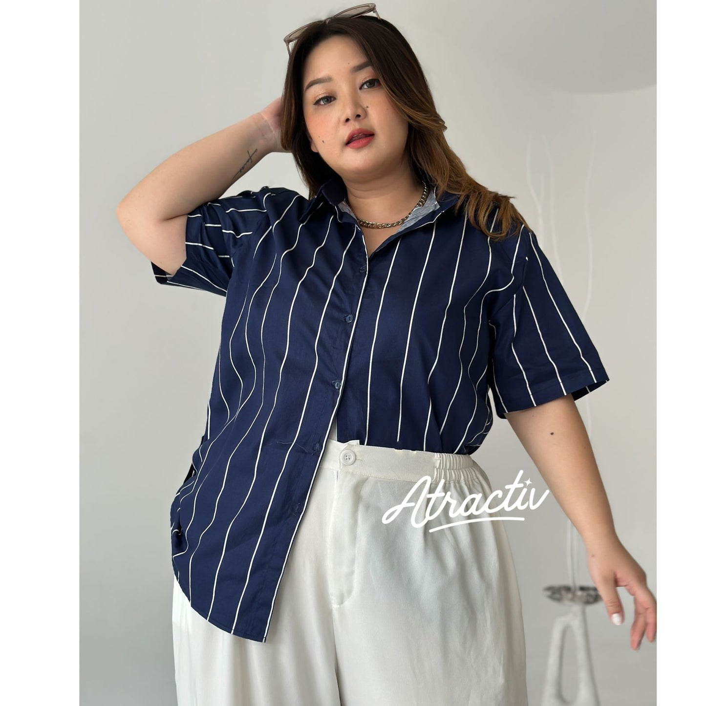 Kemeja Alexa Salur Stripe Atractiv