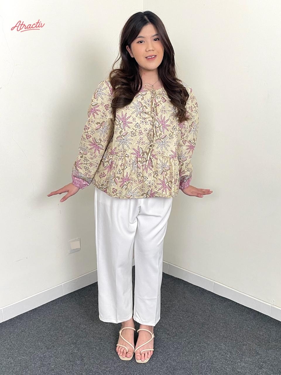 Blouse Batik Lengan Panjang Adella Cream ATRACTIV